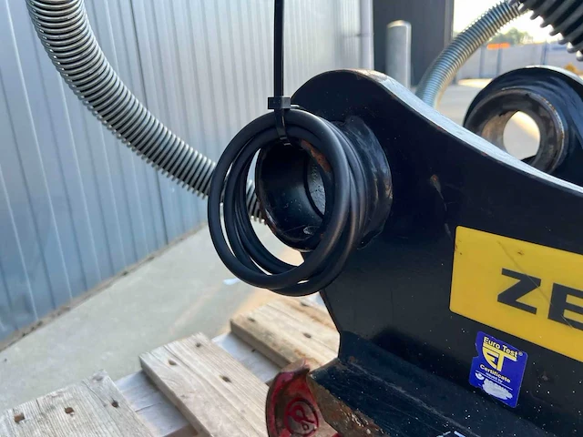 2021 oilquick oq65 sh volhydraulische snelwissel – 14-22 ton – 190 kg – cat 311f / 313f / 315f - afbeelding 6 van  16