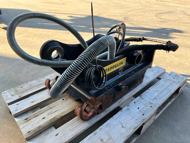 2021 oilquick oq65 sh volhydraulische snelwissel – 14-22 ton – 190 kg – cat 311f / 313f / 315f - afbeelding 11 van  16
