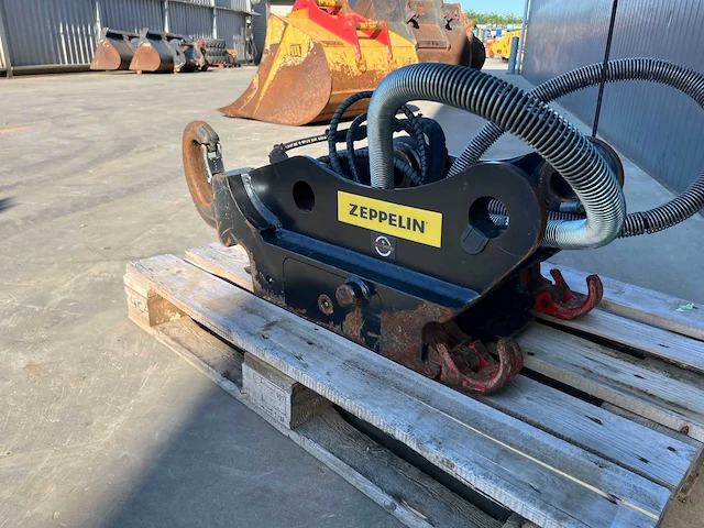 2021 oilquick oq65 sh volhydraulische snelwissel – 14-22 ton – 190 kg – cat 311f / 313f / 315f - afbeelding 13 van  16