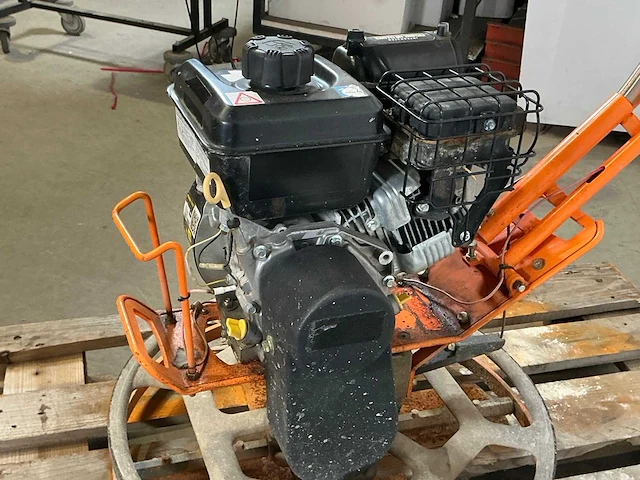 2021 paclite m600 mechanische troffel 600mm benzine - afbeelding 7 van  9