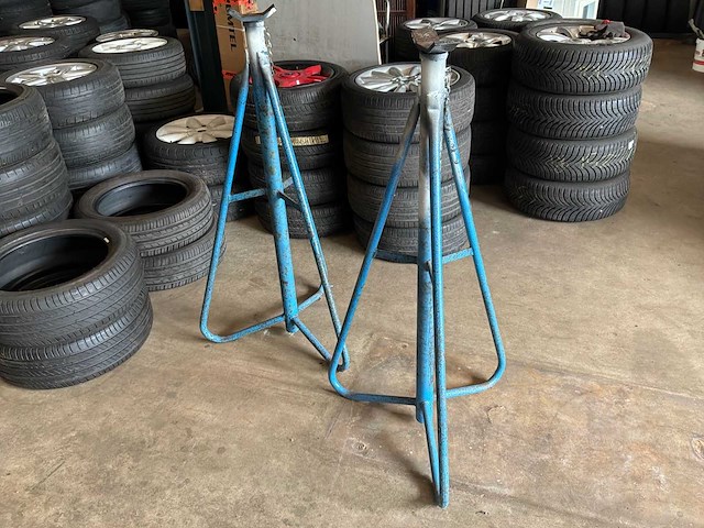 2021 peak 208c hefbrug - afbeelding 2 van  10