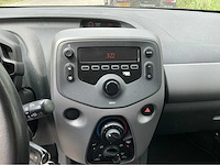 2021 peugeot 108 1.0 e-vti active personenauto - afbeelding 14 van  25