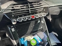 2021 peugeot 2008 1.2 puretech allure personenauto - afbeelding 17 van  19