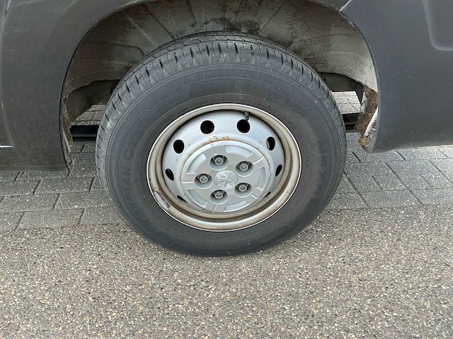 2021 peugeot boxer 330 2.2 hdi l2h2 pre bedrijfswagen - afbeelding 2 van  24