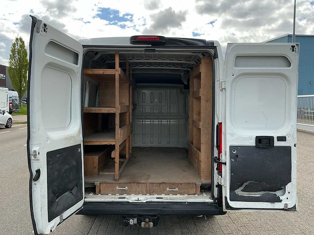 2021 peugeot boxer 330 2.2 hdi l2h2 pre bedrijfswagen - afbeelding 3 van  17