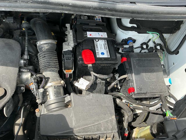 2021 peugeot expert 2.0 bluehdi pro bedrijfswagen - afbeelding 40 van  45