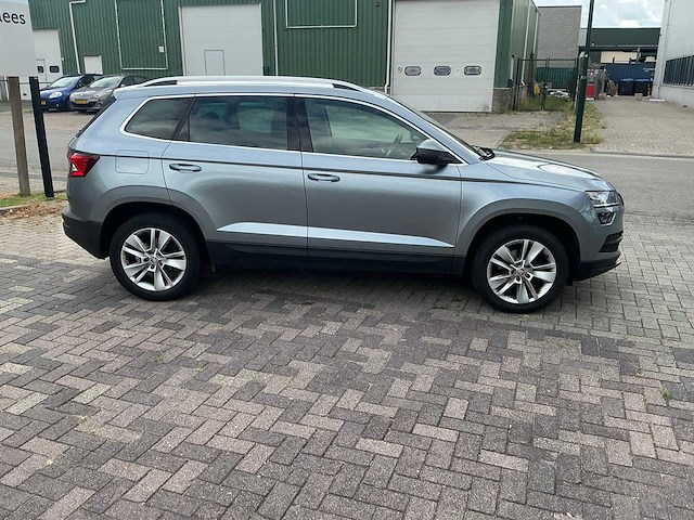 2021 skoda karoq 1.5 tsi bns.ed. plus - afbeelding 26 van  31