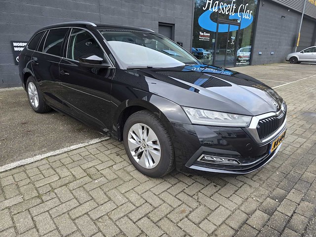 2021 skoda octavia combi - 1.0 tsi bns ed. plus - personenauto - afbeelding 14 van  29