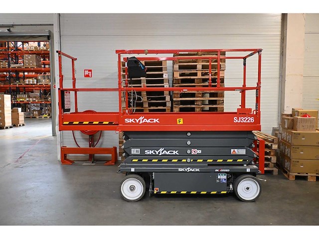 2021 skyjack - sj3226 - 7.79m - elektrische hoogwerker - afbeelding 1 van  16