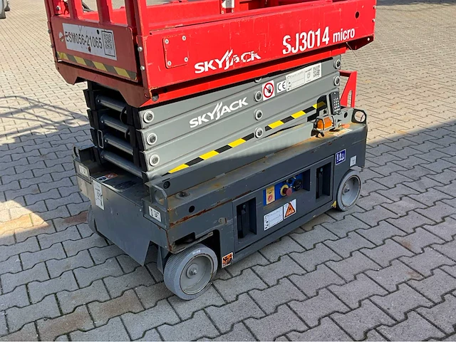2021 skyjack sj 3014 micro hoogwerker - afbeelding 10 van  30