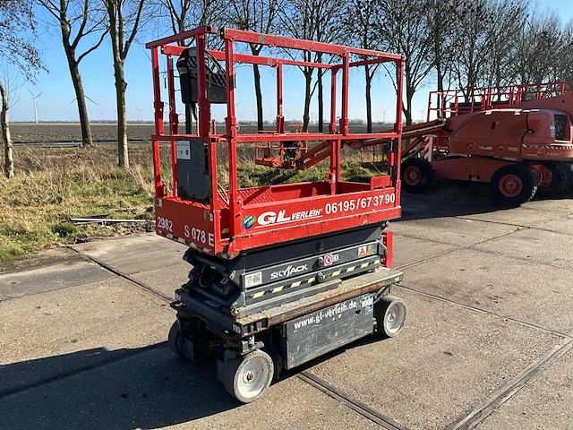 2021 skyjack sj 3219 schaarhoogwerker - afbeelding 8 van  12