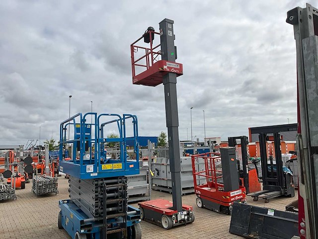 2021 skyjack sj12 personenlift - afbeelding 1 van  18
