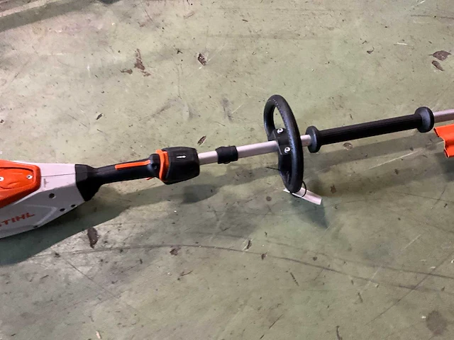 2021 stihl hla 135 stok heggenschaar - afbeelding 3 van  5
