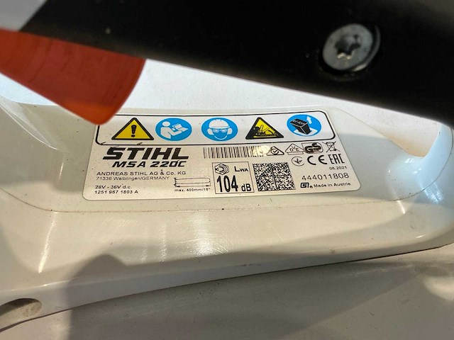 2021 stihl msa220c kettingzaag - afbeelding 3 van  3