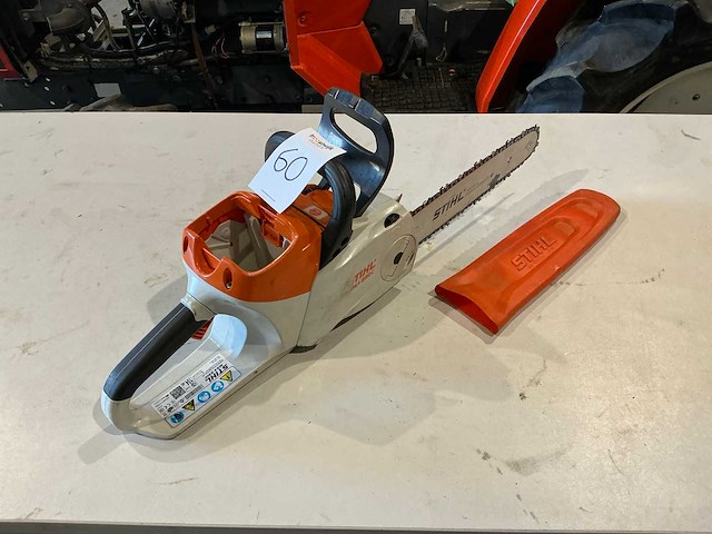 2021 stihl msa220c kettingzaag - afbeelding 2 van  5