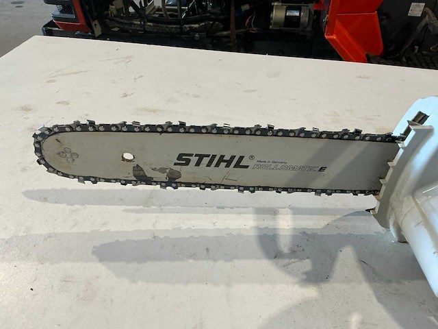 2021 stihl msa220c kettingzaag - afbeelding 4 van  5