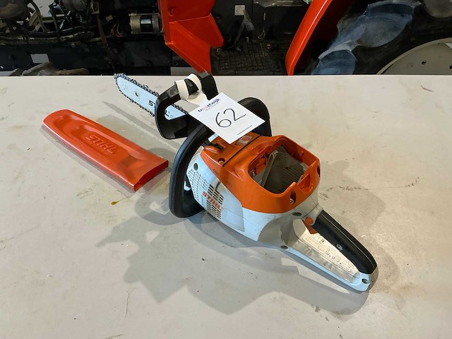2021 stihl msa220c kettingzaag - afbeelding 1 van  3
