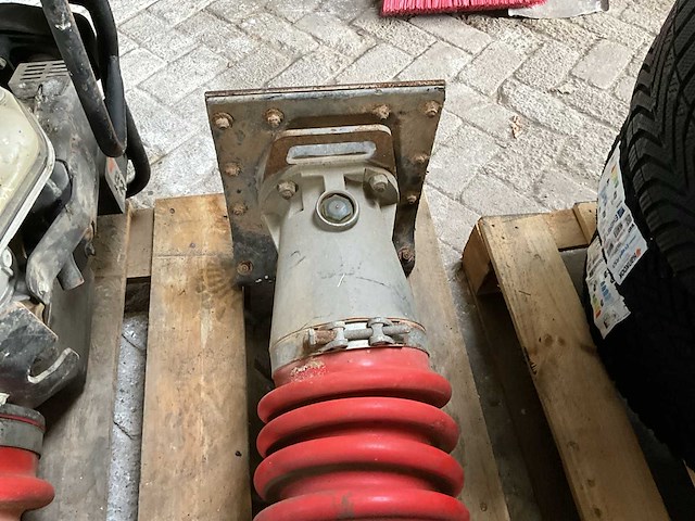 2021 swepac t82 giant trilstamper - afbeelding 2 van  9