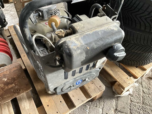 2021 swepac t82 giant trilstamper - afbeelding 6 van  9