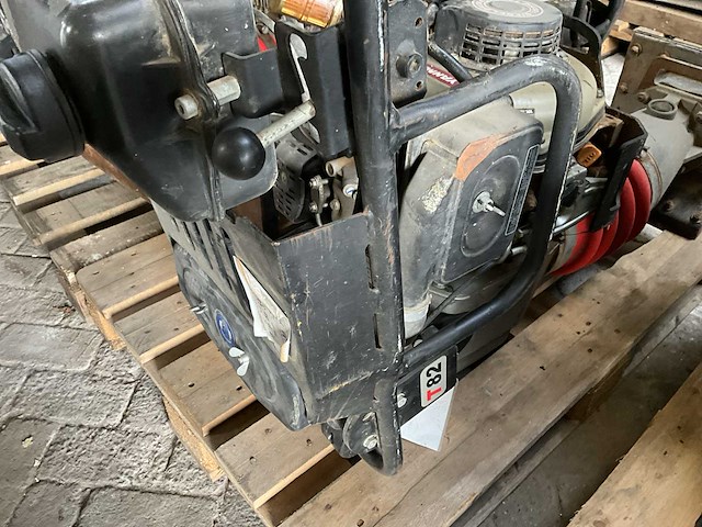 2021 swepac t82 giant trilstamper - afbeelding 7 van  9