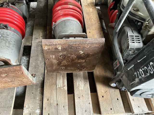 2021 swepac t82 giant trilstamper - afbeelding 6 van  6