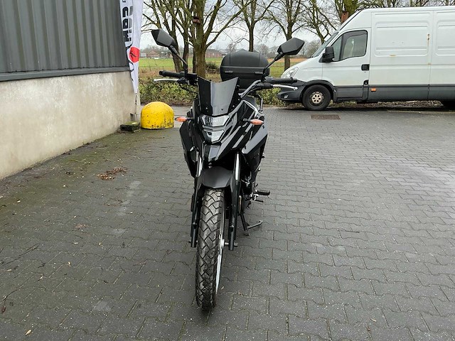 2021 sym nht 125 motorfiets - afbeelding 11 van  21