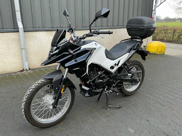 2021 sym nht 125 motorfiets - afbeelding 21 van  21