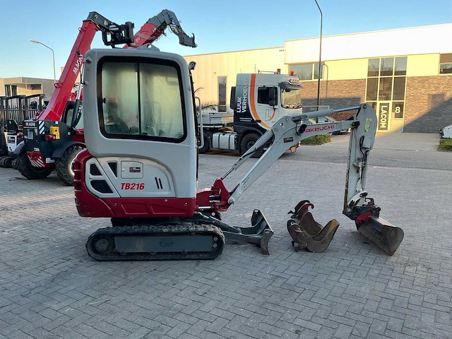 2021 takeuchi tb 216 minigraafmachine - afbeelding 42 van  45