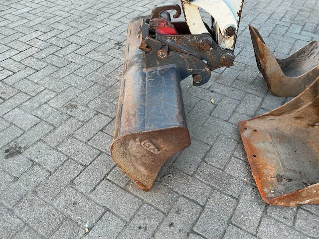 2021 takeuchi tb 216 minigraafmachine - afbeelding 5 van  38