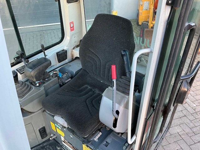 2021 takeuchi tb 216 minigraafmachine - afbeelding 37 van  38