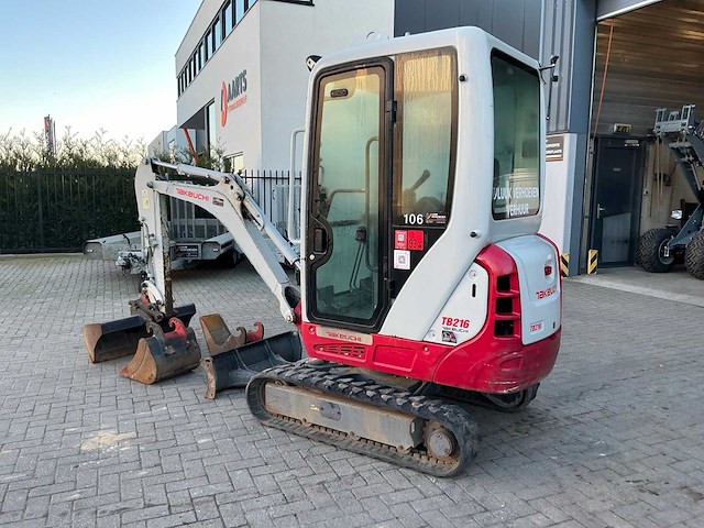 2021 takeuchi tb 216 minigraafmachine - afbeelding 17 van  38