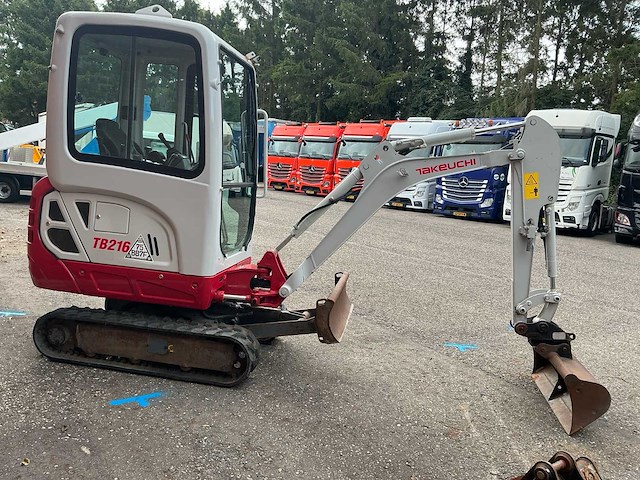 2021 takeuchi tb216 minigraafmachine - afbeelding 29 van  33