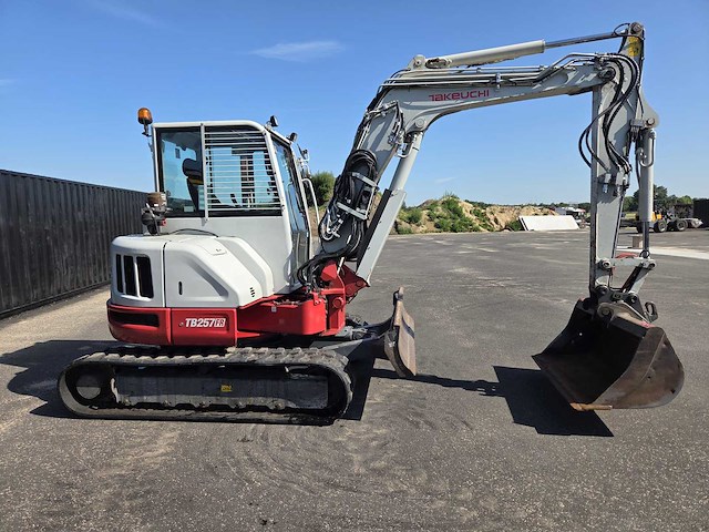 2021 takeuchi tb257fr minigraafmachine - afbeelding 8 van  14