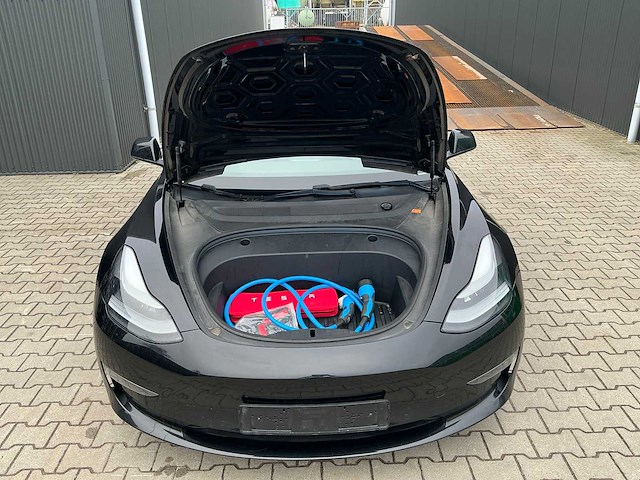 2021 tesla 3 performance (facelift) 513 pk/377 kw personenauto - afbeelding 47 van  57