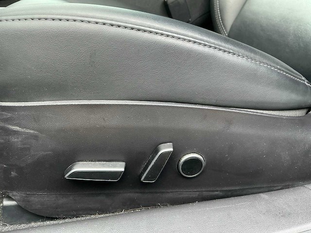 2021 tesla model 3 performance (facelift) 513 pk/377 kw personenauto - afbeelding 40 van  57