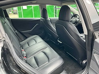 2021 tesla model 3 performance (facelift) 513 pk/377 kw personenauto - afbeelding 46 van  57