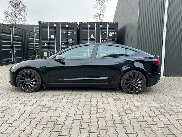 2021 tesla model 3 performance (facelift) 513 pk/377 kw personenauto - afbeelding 45 van  57