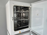 2021 thermowetenschappelijke heracell 150i gp laboratorium co2-incubator (2x) - afbeelding 6 van  11