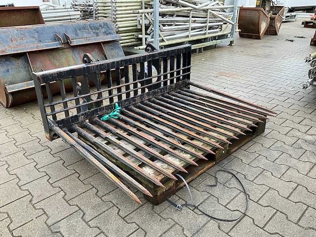 2021 tobroco giant tegelriek voor shovel - afbeelding 2 van  5