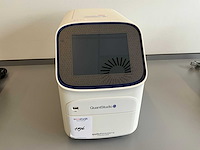 2021 toegepaste biosystemen door thermo fisher scientific quantstudio 5 digitaal realtime pcr-systeem - afbeelding 3 van  5
