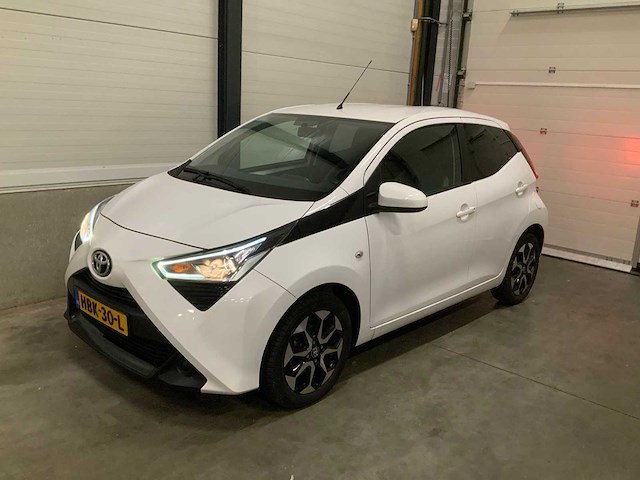 2021 toyota aygo personenauto - afbeelding 1 van  24