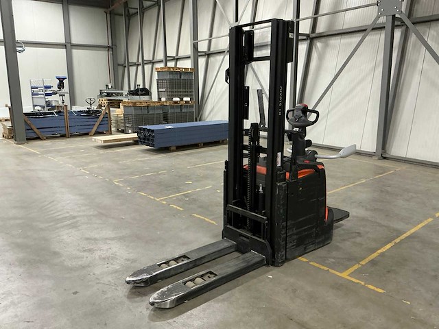 2021 toyota bt staxio dxh3300 elektrische palletwagen met platform - afbeelding 1 van  17