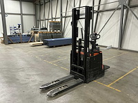 2021 toyota bt staxio dxh3300 elektrische palletwagen met platform - afbeelding 1 van  17