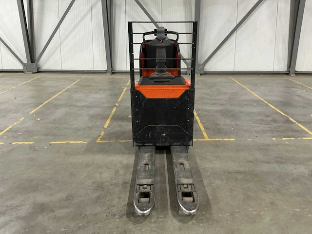 2021 toyota lpe200 elektrische palletwagen met platform - afbeelding 7 van  14