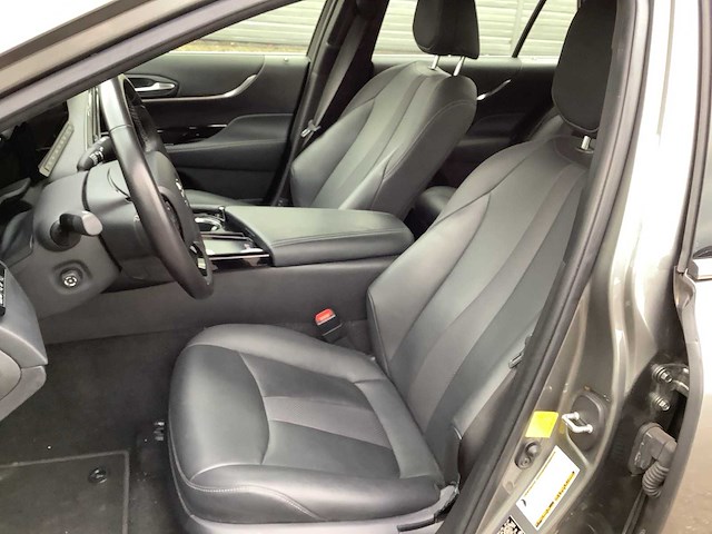 2021 toyota mirai 2 xle executive personenauto s-920-pz - afbeelding 6 van  39