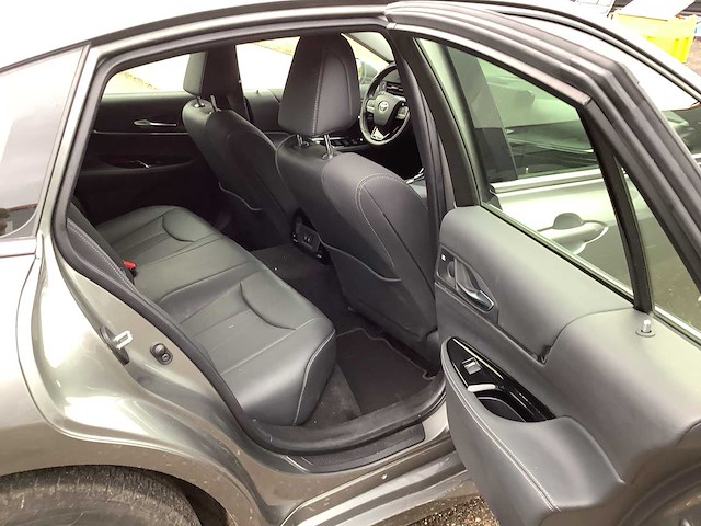 2021 toyota mirai 2 xle executive personenauto s-920-pz - afbeelding 13 van  39