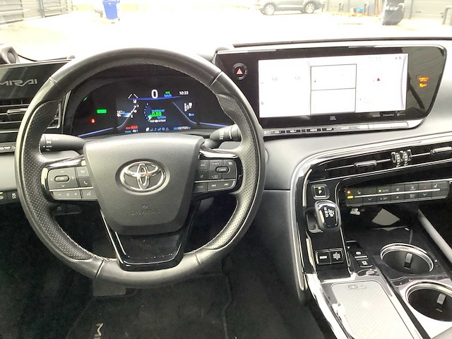 2021 toyota mirai 2 xle executive personenauto s-920-pz - afbeelding 18 van  39