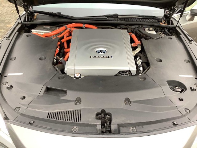 2021 toyota mirai 2 xle executive personenauto s-920-pz - afbeelding 29 van  39