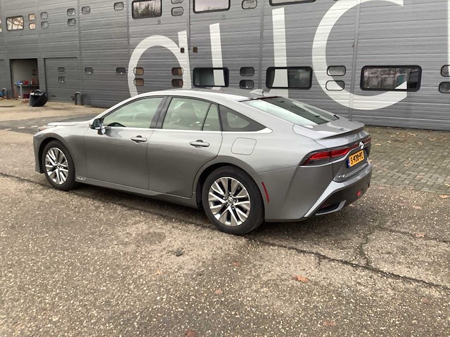 2021 toyota mirai 2 xle executive personenauto s-920-pz - afbeelding 23 van  39