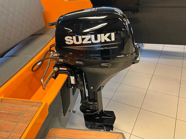 2021 tridente 17 sloep (demo model) - afbeelding 10 van  12